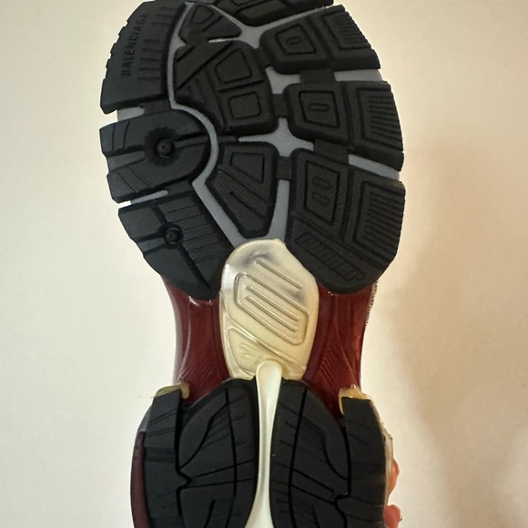 BALENCIAGA RUNNER SNEAKERS - Picture 4 of 5